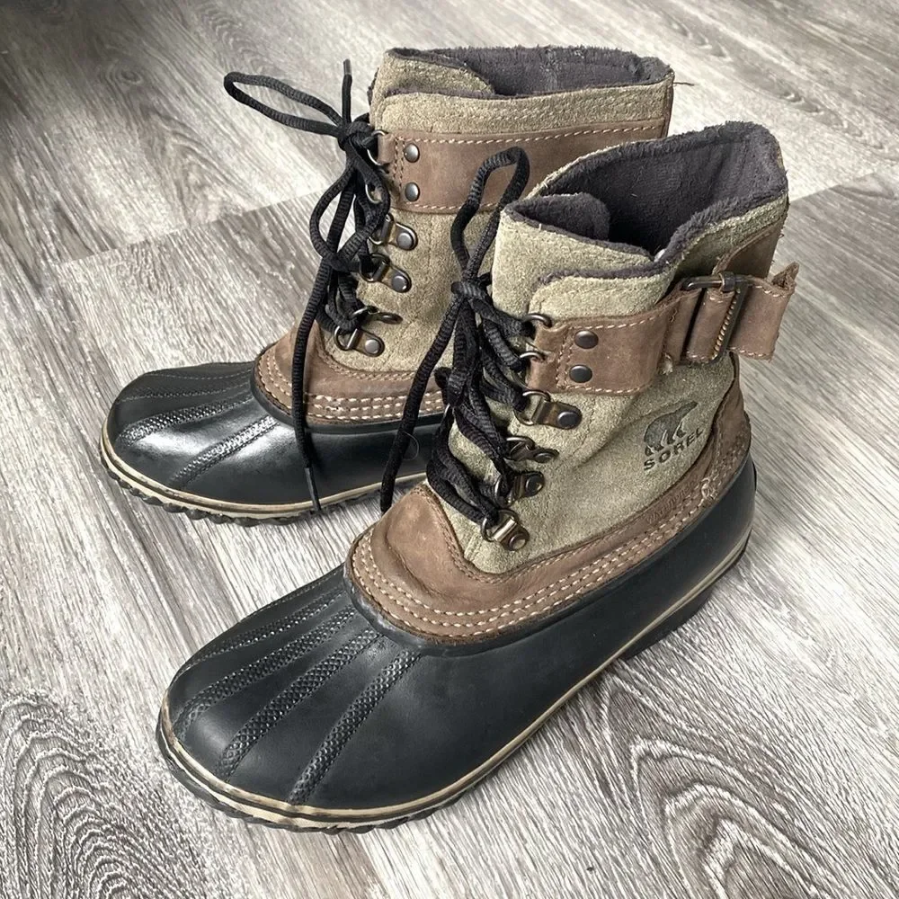 Sorel Leather Camo Green Duck/Winter Boots size 7 - great condition